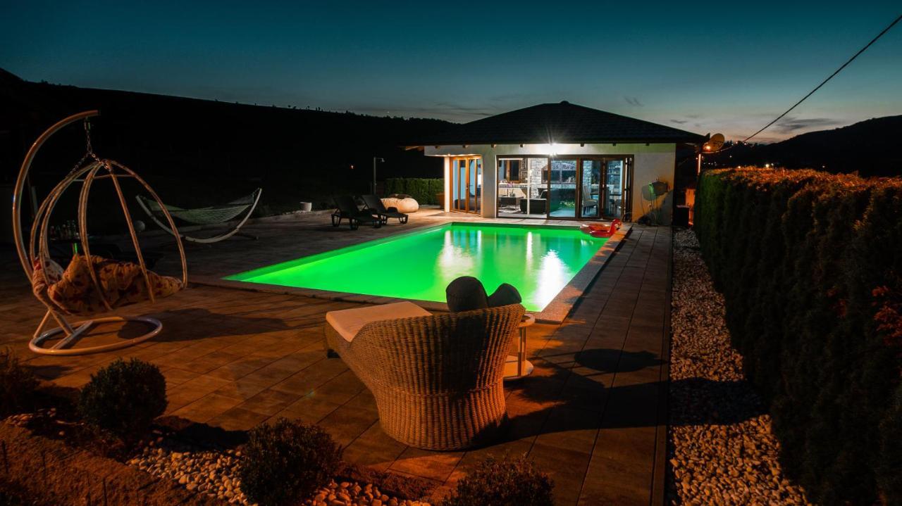 Villa De Luxe بيهاتش المظهر الخارجي الصورة